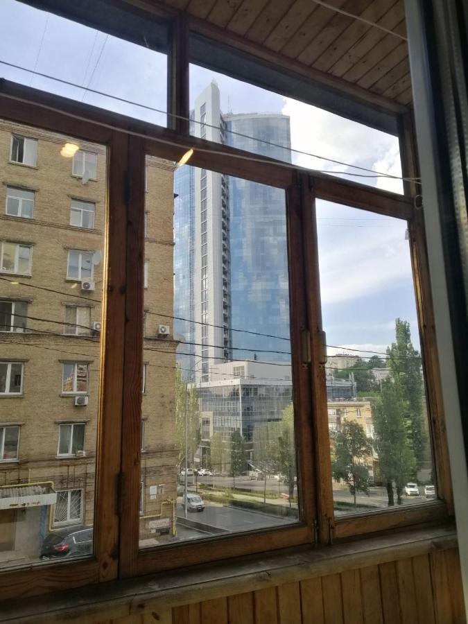 קייב Бульвар Леси Украинки 10 מראה חיצוני תמונה